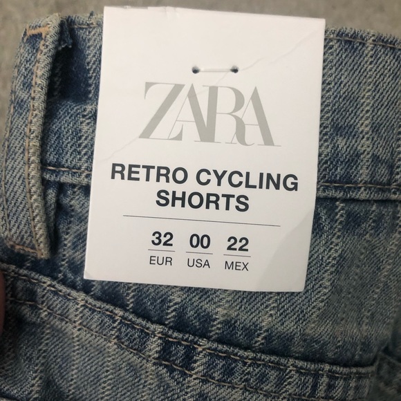 Mid-rise bermuda denim shorts - Picture 5 of 6